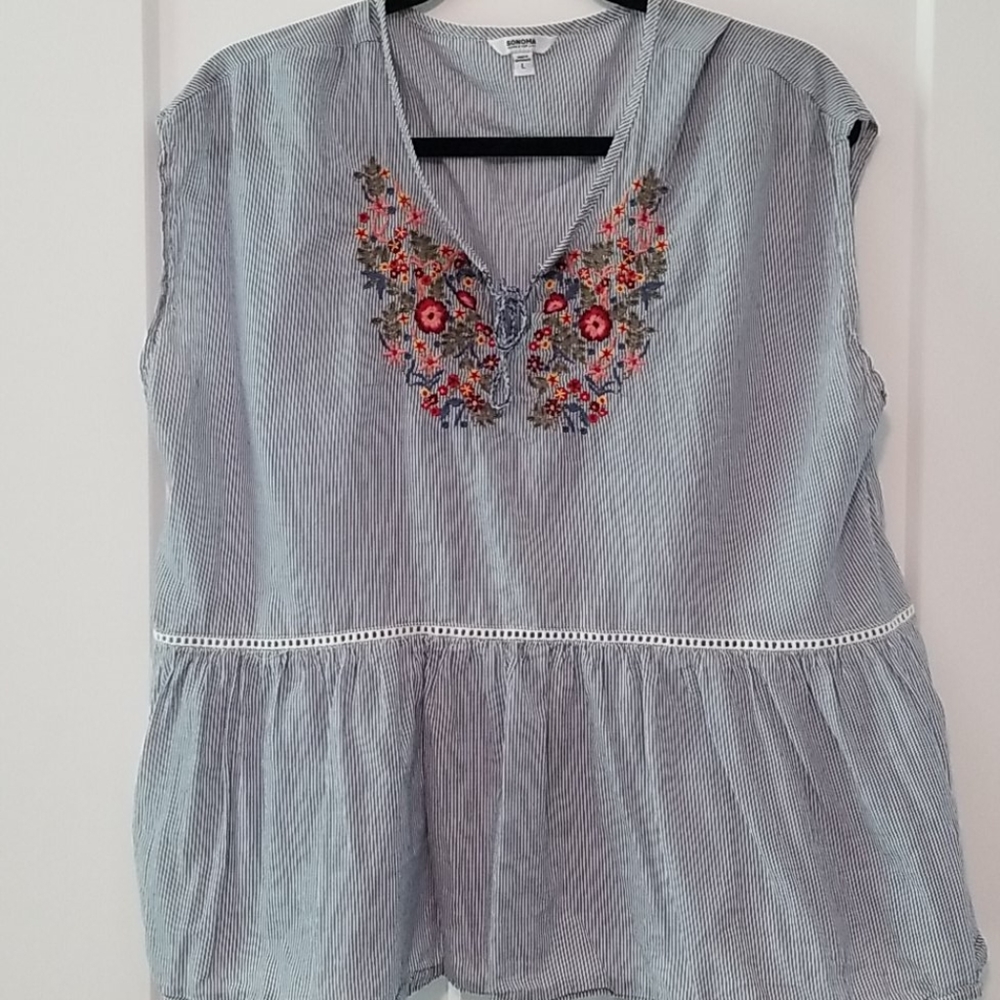 Striped embroidered top